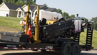 Низкорамный прицеп для перевозки дорожно-строительной спецтехники массой 5 тонн