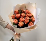 Букет цветов с 15 пионовидными розами