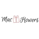 Коробочки с макарунами и цветы от Макфлауэрс