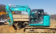 Экскаватор Kobelco SK140SRLC-5