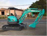 Компактный гусеничный экскаватор SK35SR Kobelco