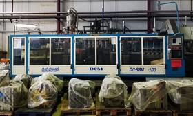 Экструзионно выдувная машина DC-SBM 100 (Dae Chang Machinery.Ю.Корея) 2006