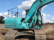 Аренда гусеничного экскаватора Kobelco SK210.  Ковш 1,2 куба. Молот.