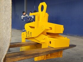 Захват ЗКЛб-2,5т 300-600 2020 для блоков ФБС