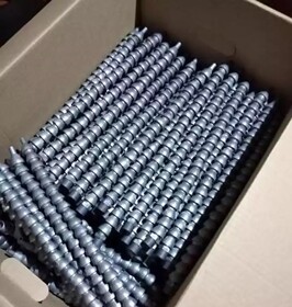 Купить шарнирные пластиковые трубки для станков для подачи охлаждения. Трубки подачи сож в наличии.