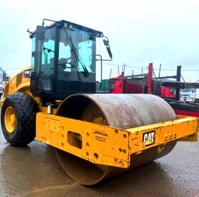 Каток грунтовый вибрационный CATERPILLAR CS56B