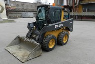 Аренда минипогрузчика Deere 318D